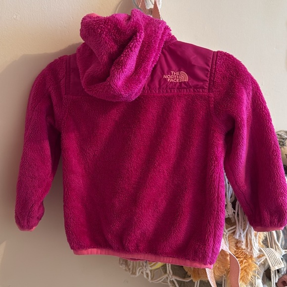 NorthFace zip up hooded jacket girl - Picture 3 of 8
